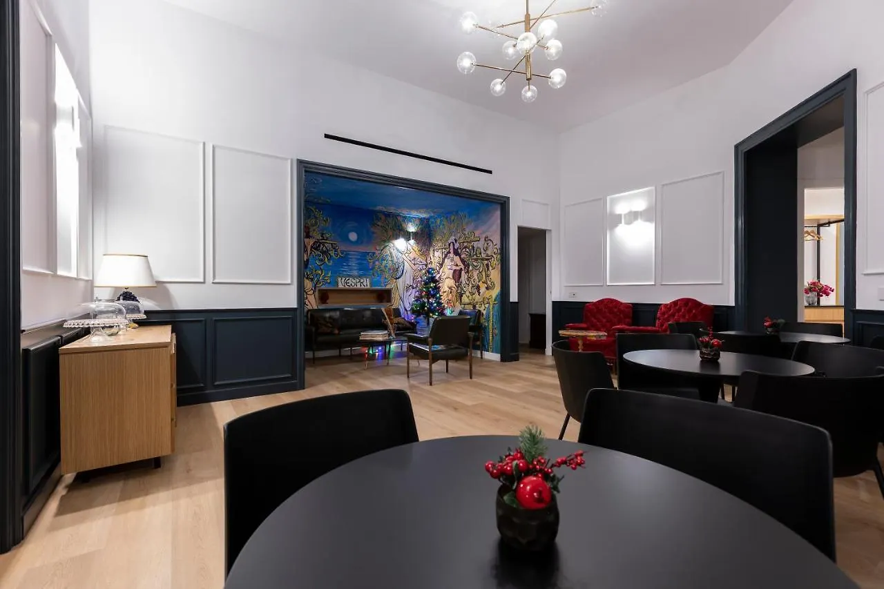 Vespri Luxury Rooms & Suites Palermo 0*,