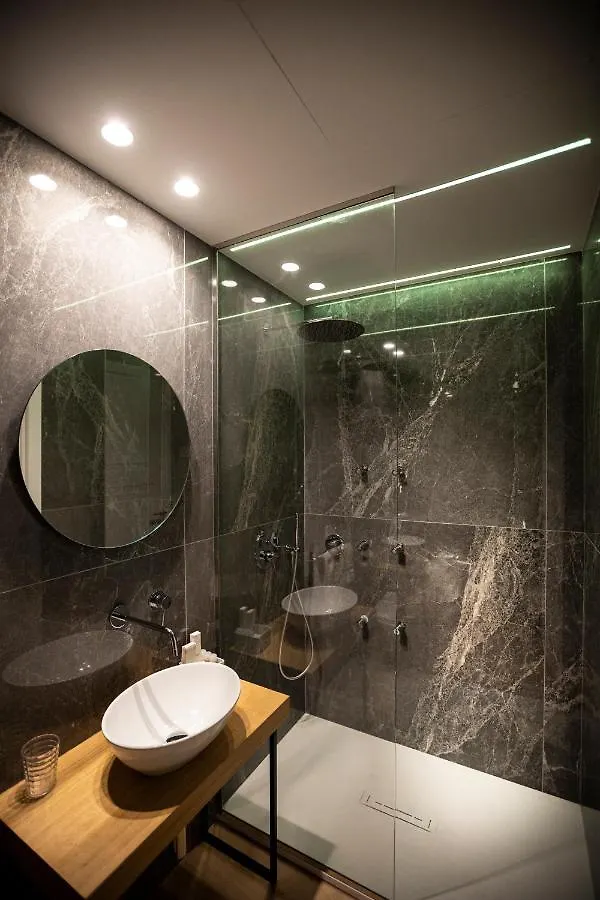 Vespri Luxury Rooms & Suites パレルモ 0*,  イタリア
